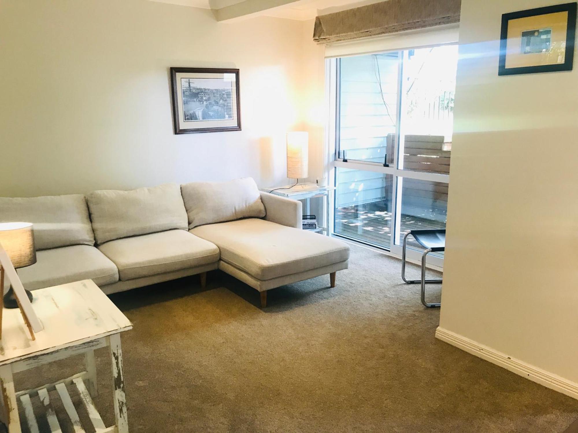 Beach Lodge * Auckland